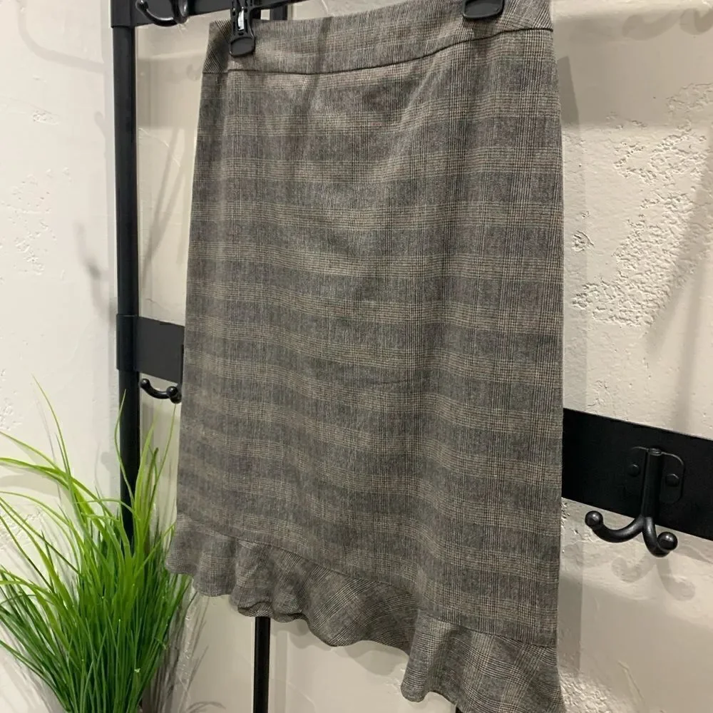 Dkny wool blend plaid ruffled skirt grey tan size 2